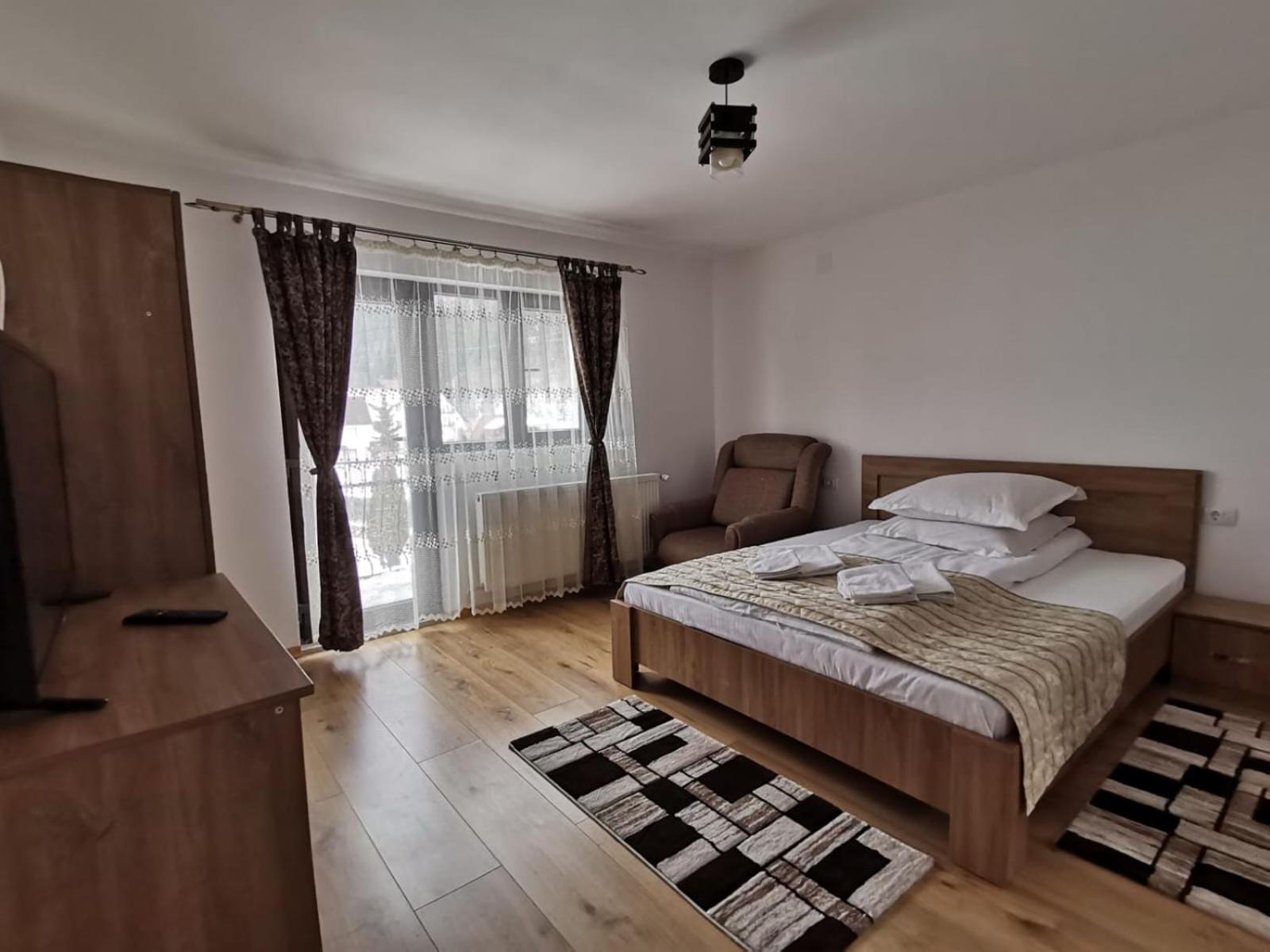 Отель Casa Dana Olteanu Моечиу-де-Сус Экстерьер фото