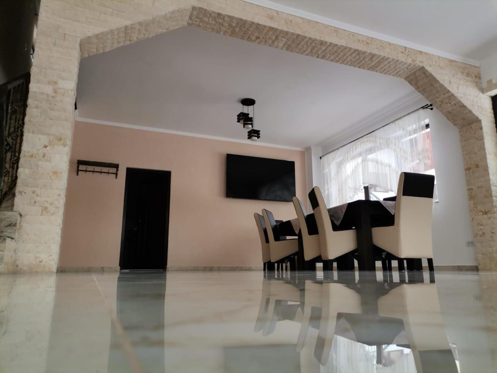 Отель Casa Dana Olteanu Моечиу-де-Сус Экстерьер фото